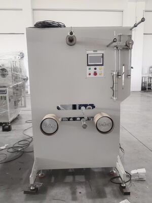 Velocità di rotazione del mandrino 500 giri/min Avvolgitore semiautomatico per reggette in PET