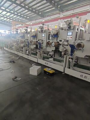 La soluzione di automazione integrata per l'avvolgimento di reggette in PP