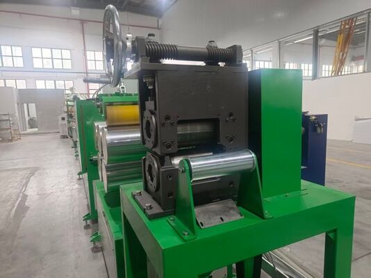 Regolazione Precisa, Prestazioni Versatili – Macchina per Goffratura con Controllo Flessibile di Profondità e Pressione