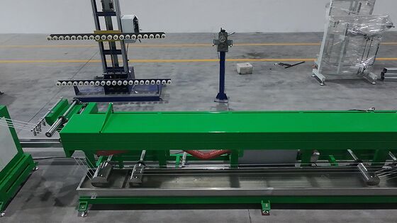 Finitura superficiale liscia con rulli a cromo a specchio in unità di trasporto