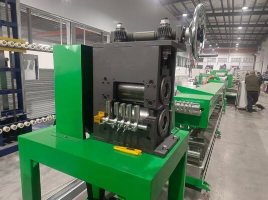 Imbrassaggio uniforme, qualità costante     Sistema di controllo della sincronizzazione stabile